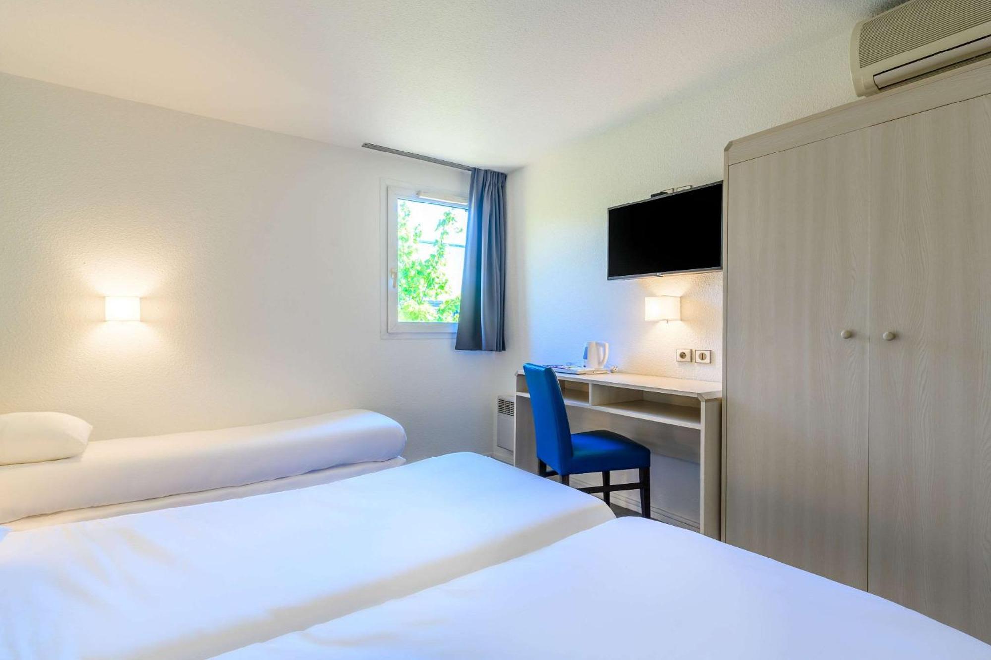 Comfort Hotel Orleans Saran Buitenkant foto