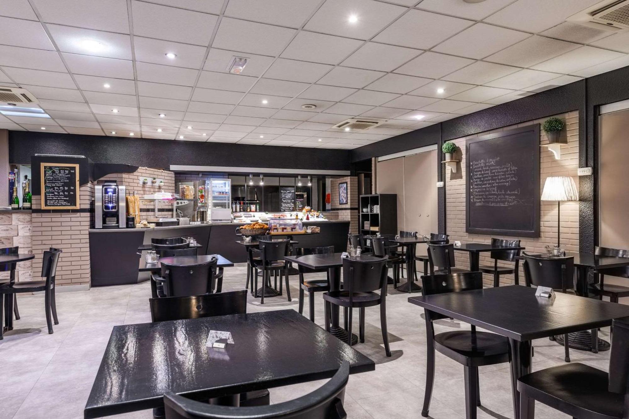 Comfort Hotel Orleans Saran Buitenkant foto