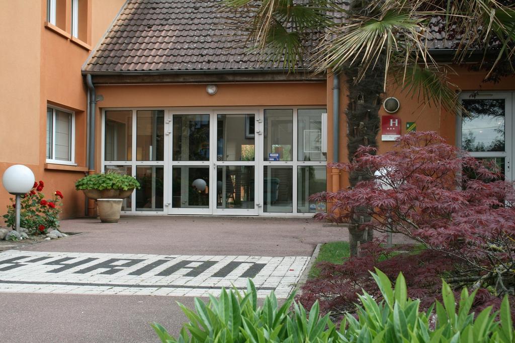 Comfort Hotel Orleans Saran Buitenkant foto