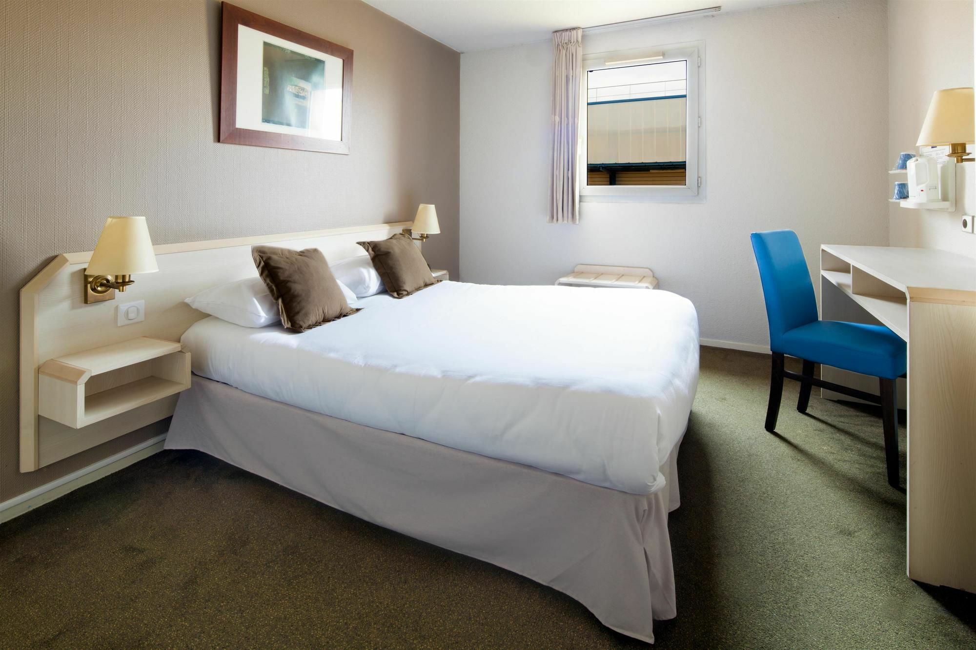 Comfort Hotel Orleans Saran Buitenkant foto